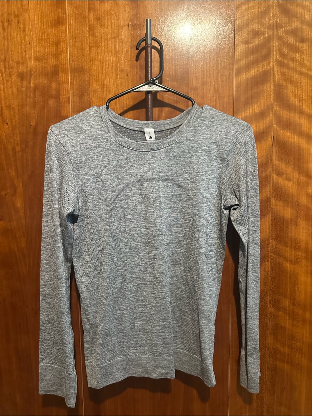 lululemon athletica Gray Long-Sleeve Swifty Tech Top